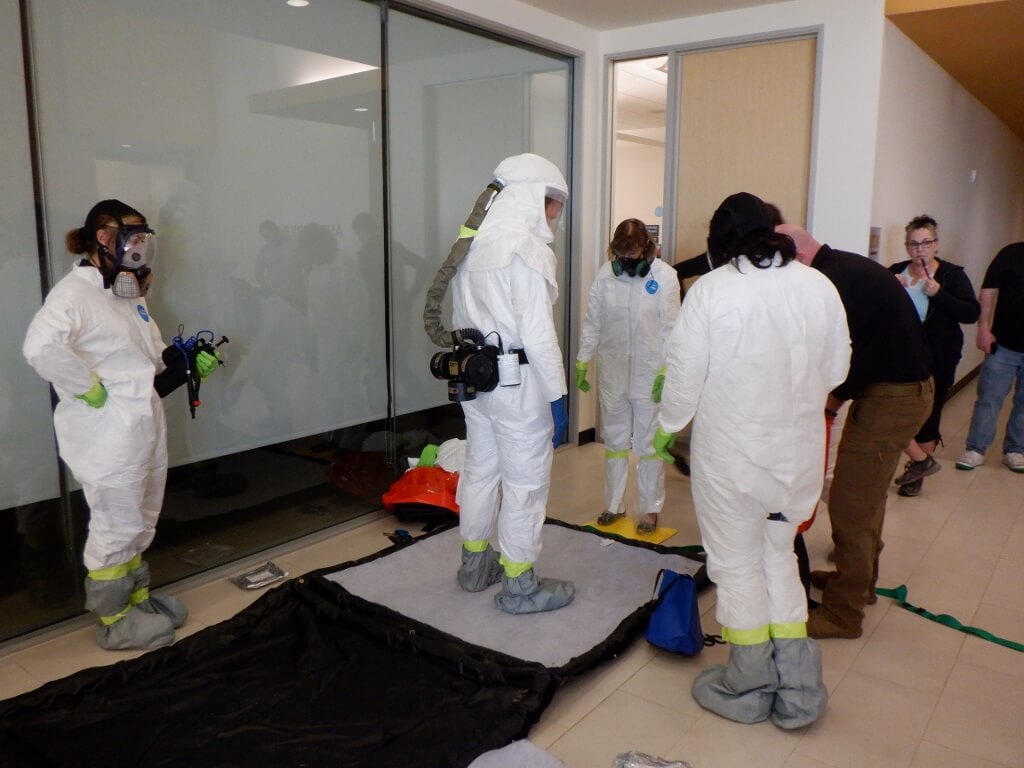 hazmat-decon-24-hour-emergency-response-technician-course-rescue